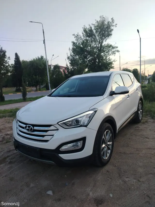 Hyundai Santa Fe 2015 · 2.0 AT