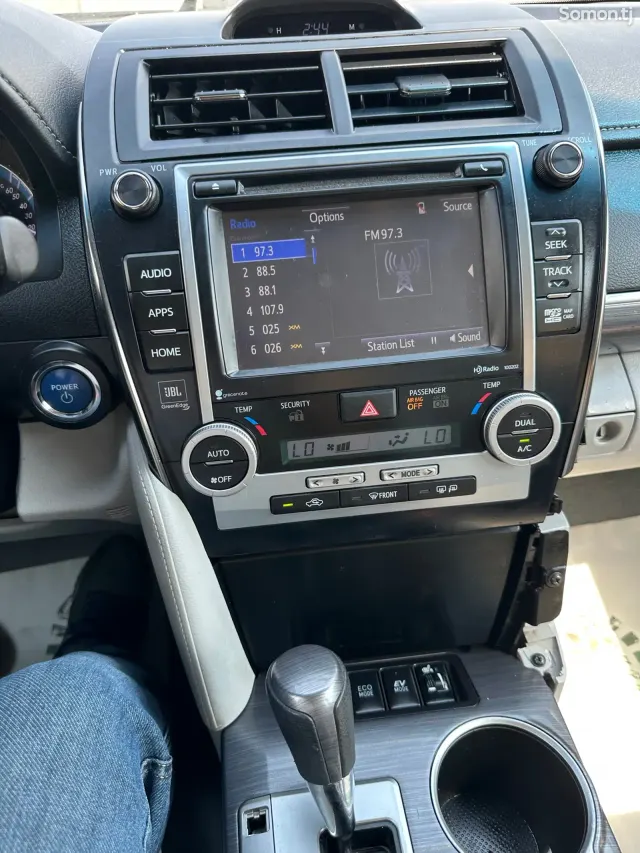 Toyota Camry 2014 · 2.5 AT