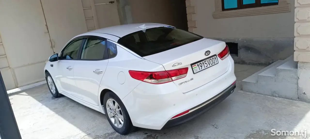 Kia Optima 2018 · 2.4 AT