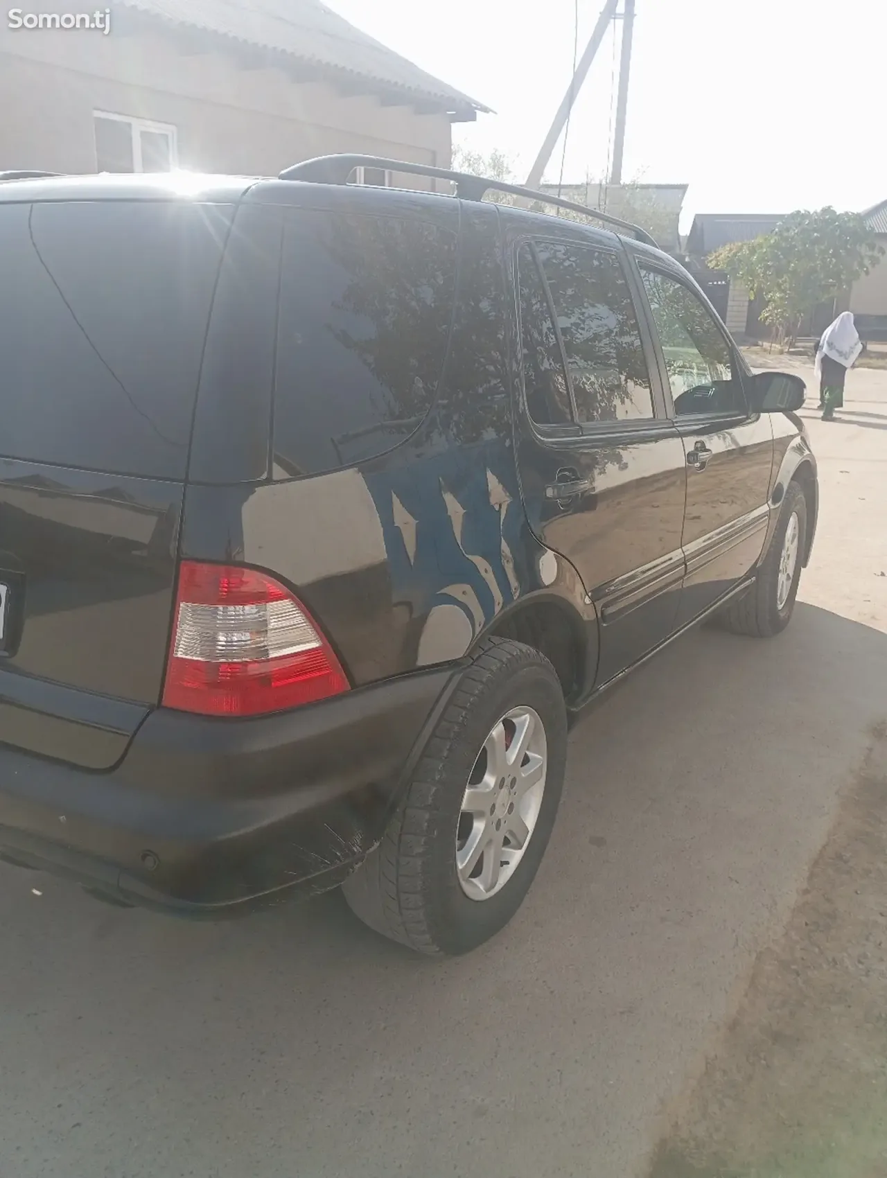 Mercedes-Benz ML class 2003 · 3.2 AT