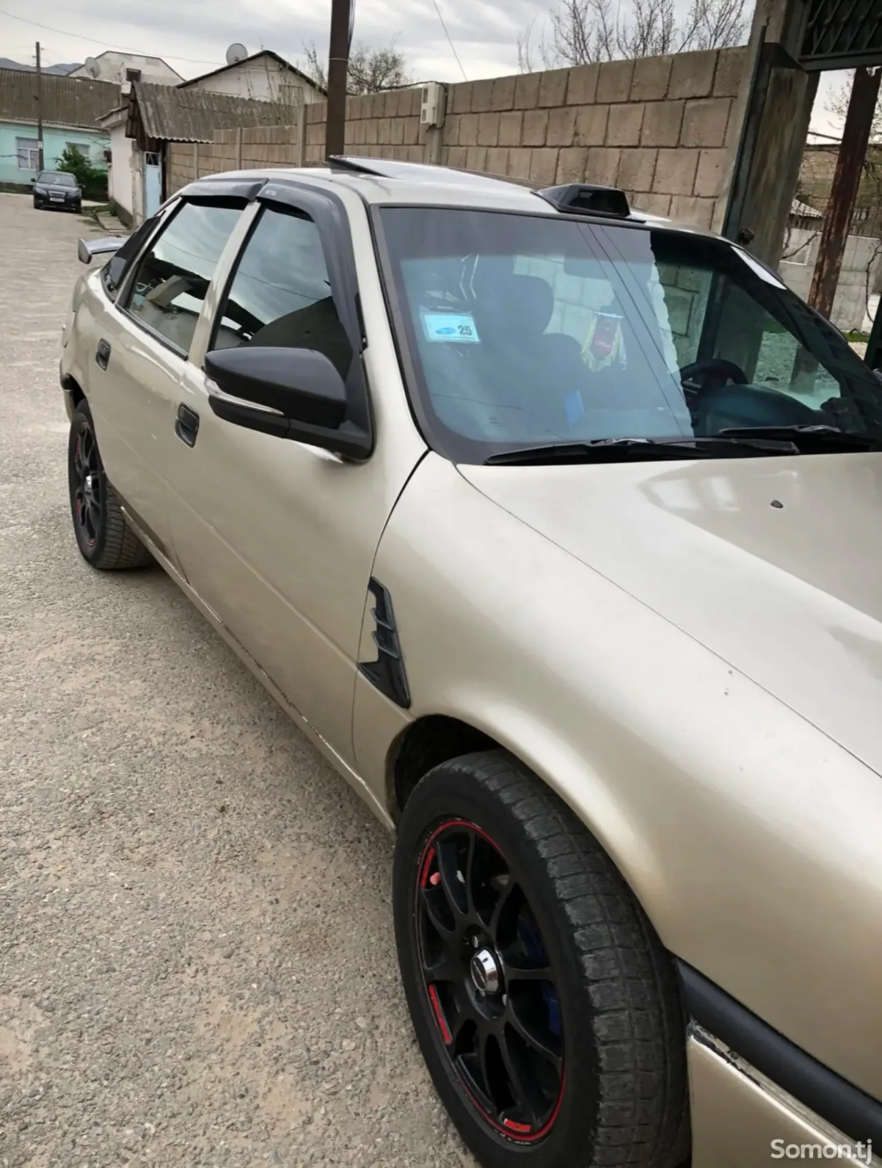 Opel Vectra A 1991 · 1.8 MT