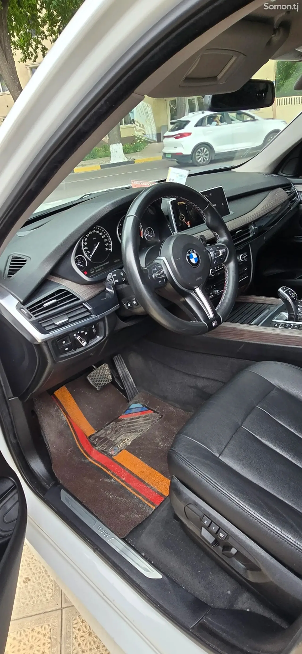 BMW X5 2015 · 3.0 AT
