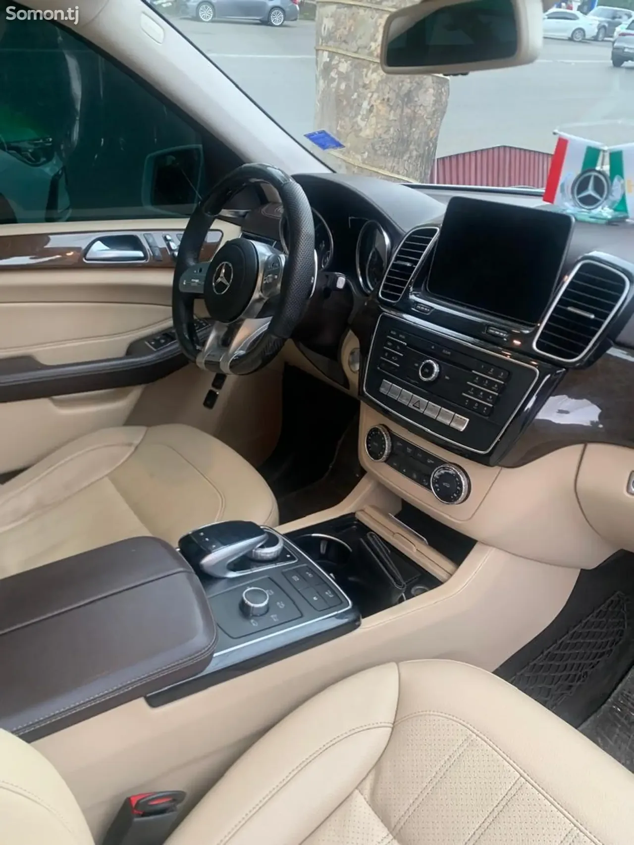 Mercedes-Benz GLS 2018 · 4.5 AT