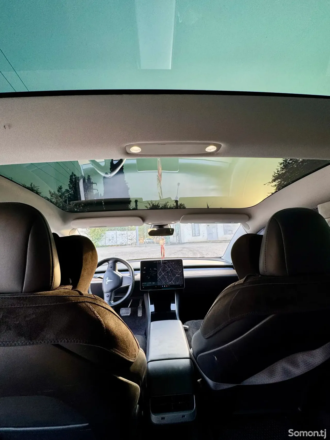 Tesla Model 3 2019 · AMT