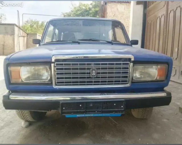 Lada (ВАЗ) 2107 2006 · 1.6 MT