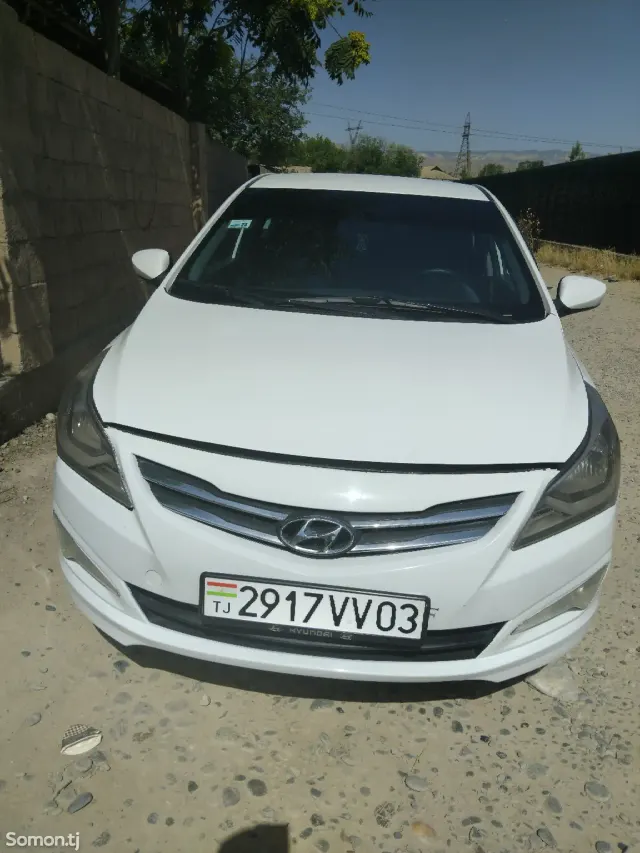 Hyundai Solaris 2014 · 1.4 MT