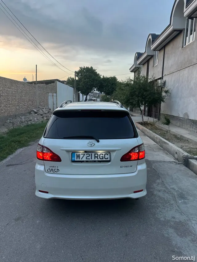 Toyota Ipsum 2007 · 2.4 AT