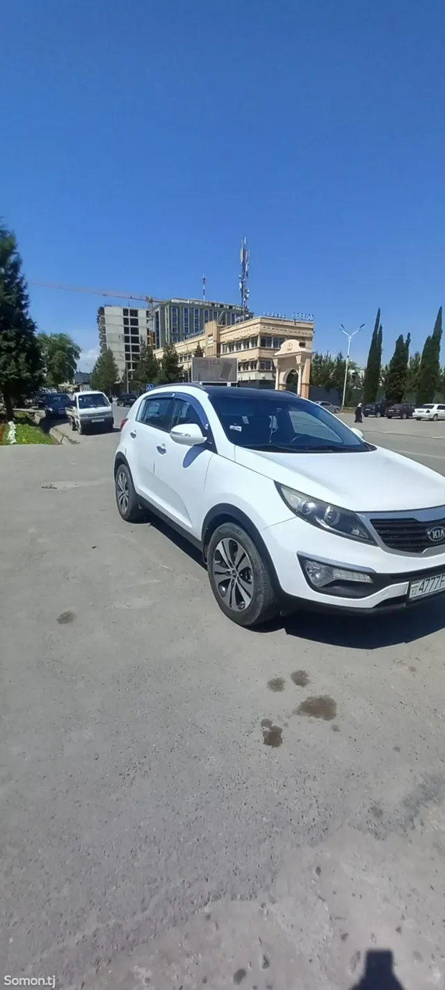 Kia Sportage 2012 · 2.0 AT
