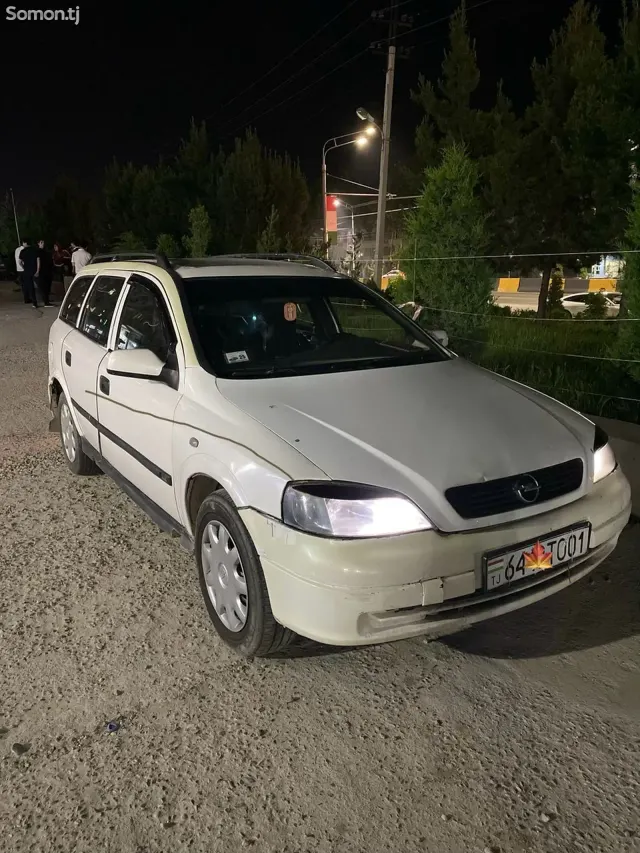 Opel Astra G 1998 · 1.6 MT