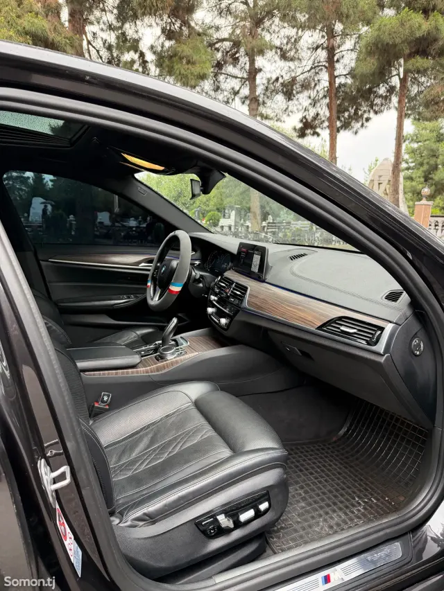 BMW 5 series 2017 · 2.0 AT