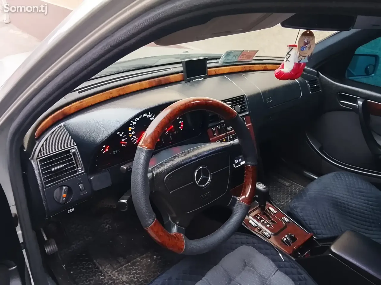 Mercedes-Benz C class 1999 · 2.8 AT
