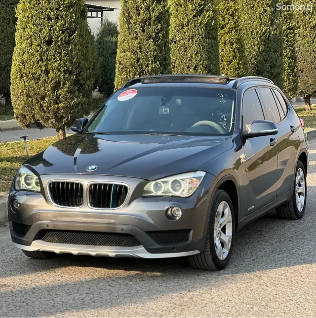 BMW X1 2015 · 1.8 AT