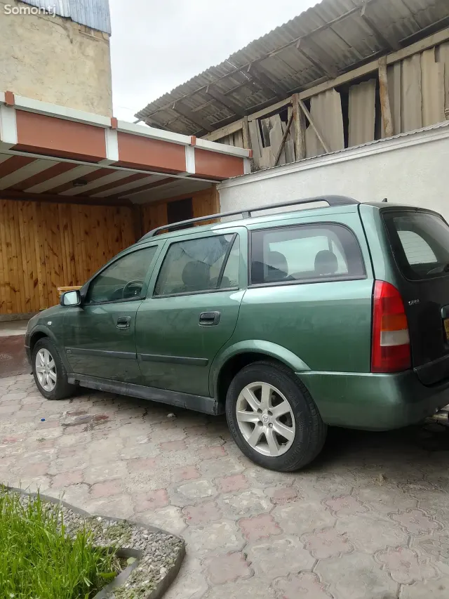 Opel Astra G 1999 · MT