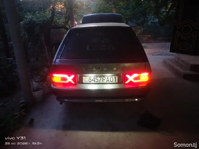 Lada (ВАЗ) 2114 2005 · 1.7 MT
