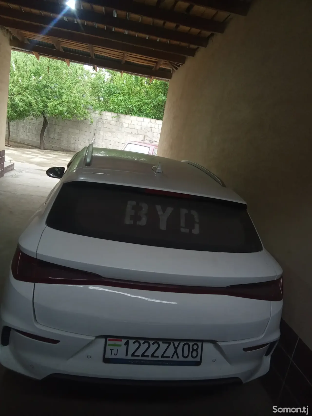 BYD E2 2024 · AT