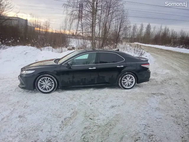 Toyota Camry 2020 · 3.5 AT