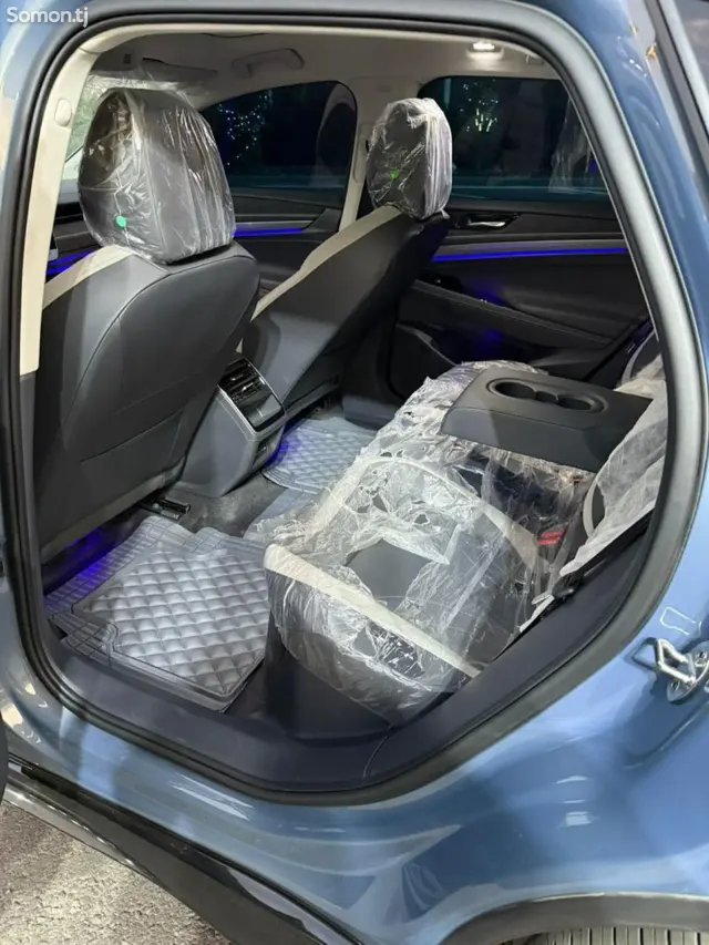 Volkswagen ID.7 2024 · AT