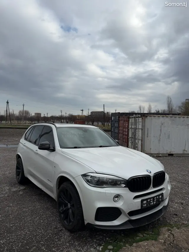 BMW X5 M 2015 · 4.0 AT