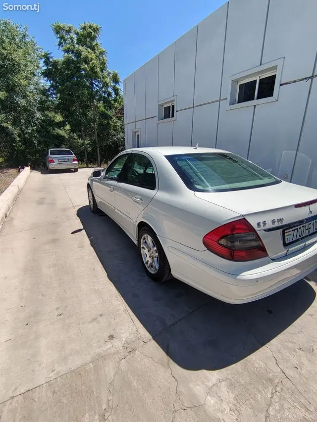 Mercedes-Benz E class 2007 · 3.5 AT