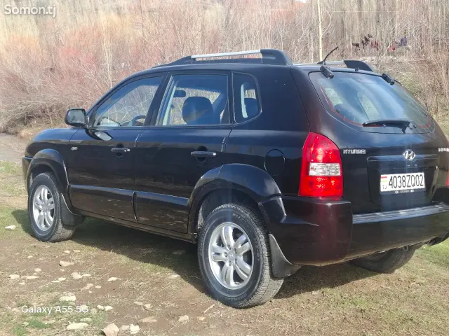Hyundai Tucson 2008 · 2.0 AT