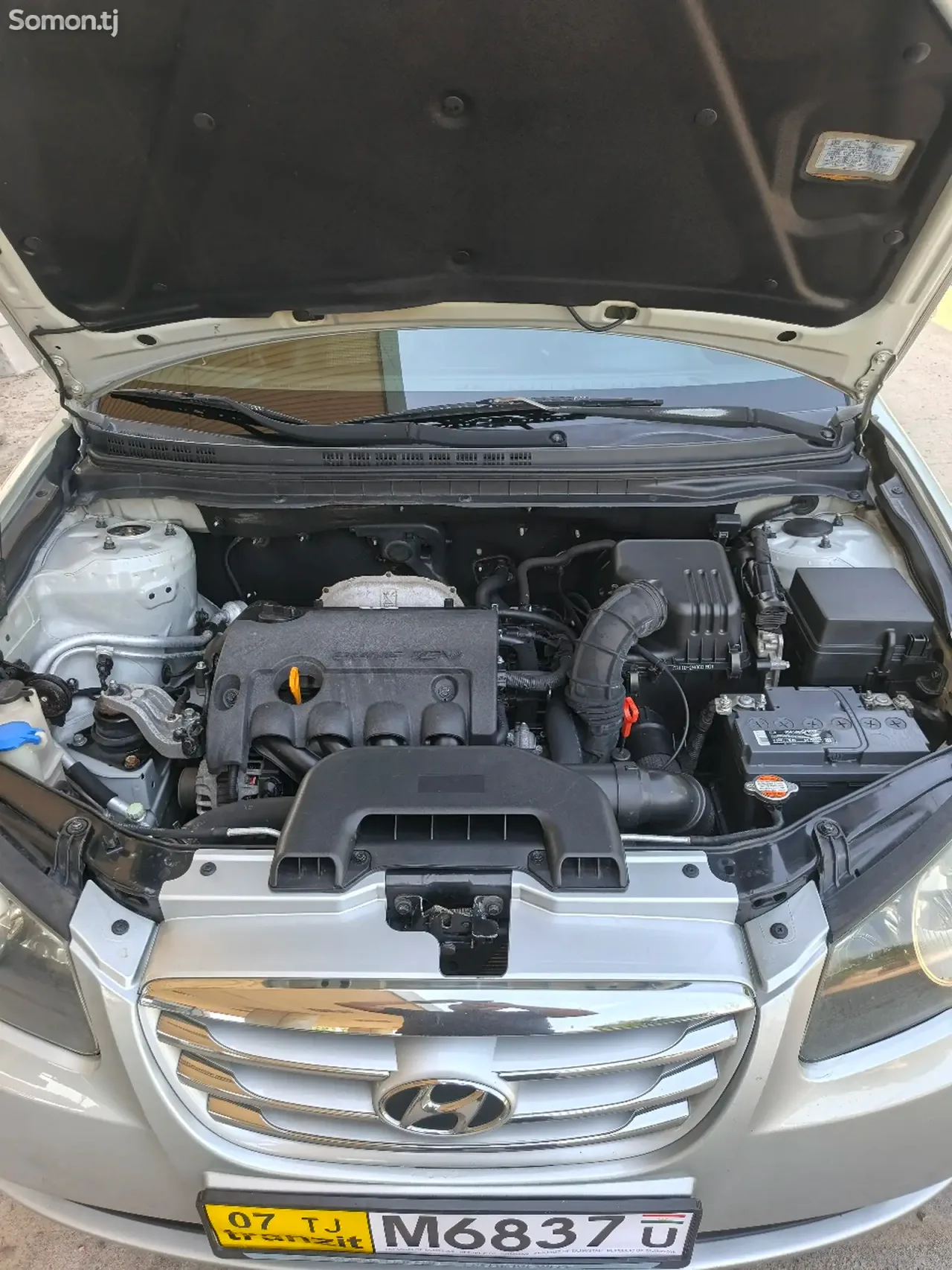 Hyundai Avante 2010 · 1.6 AT