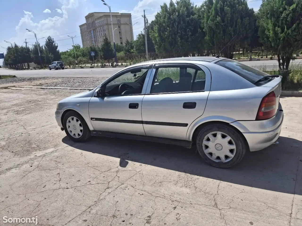 Opel Astra G 1998 · 1.6 MT