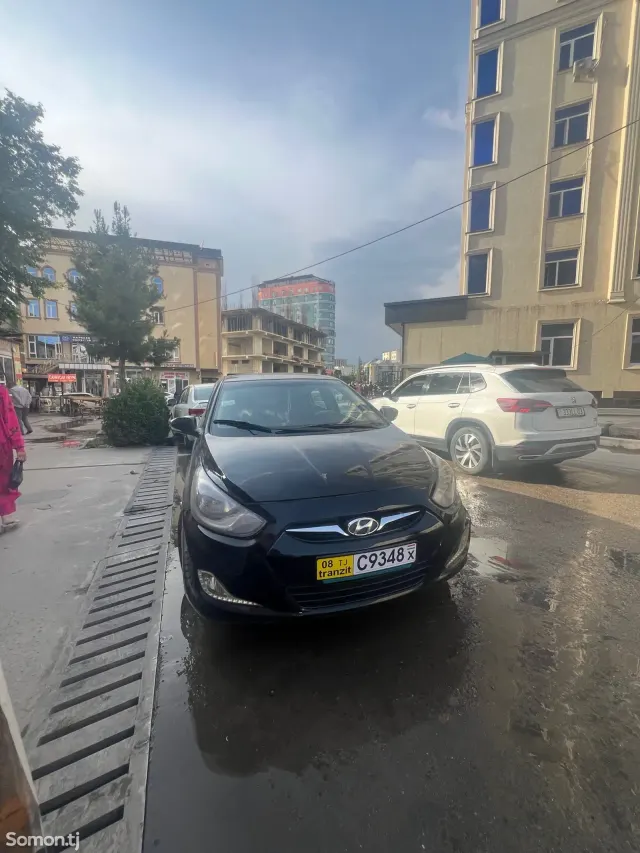 Hyundai Solaris 2016 · 1.6 AT