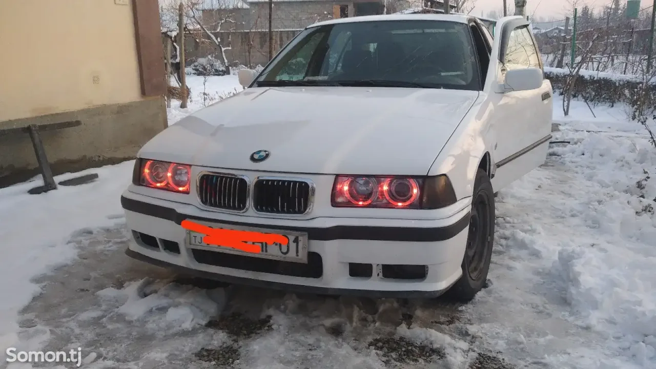 BMW 3 series 1992 · 1.6 MT
