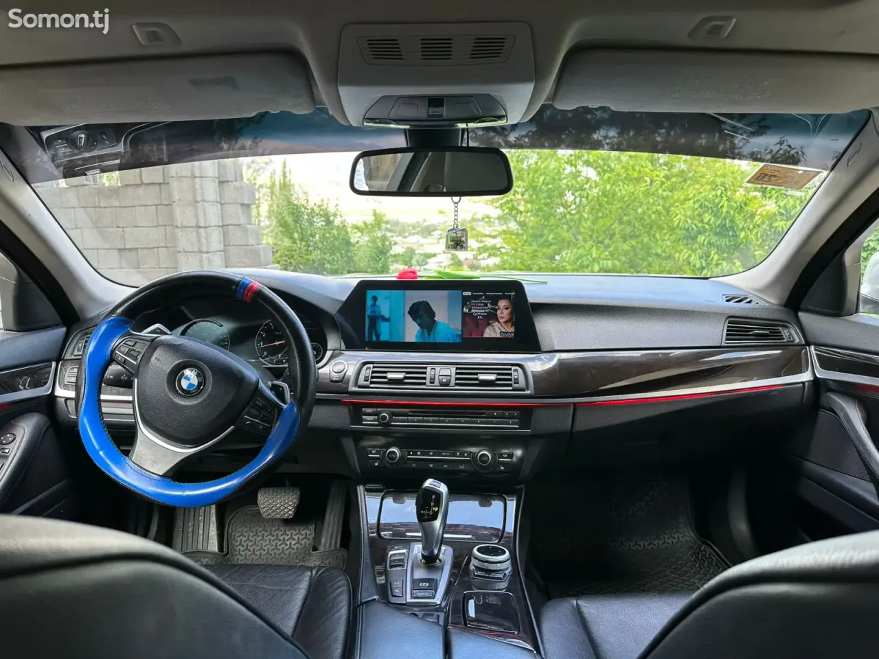 BMW 5 series 2012 · 2.0 AT