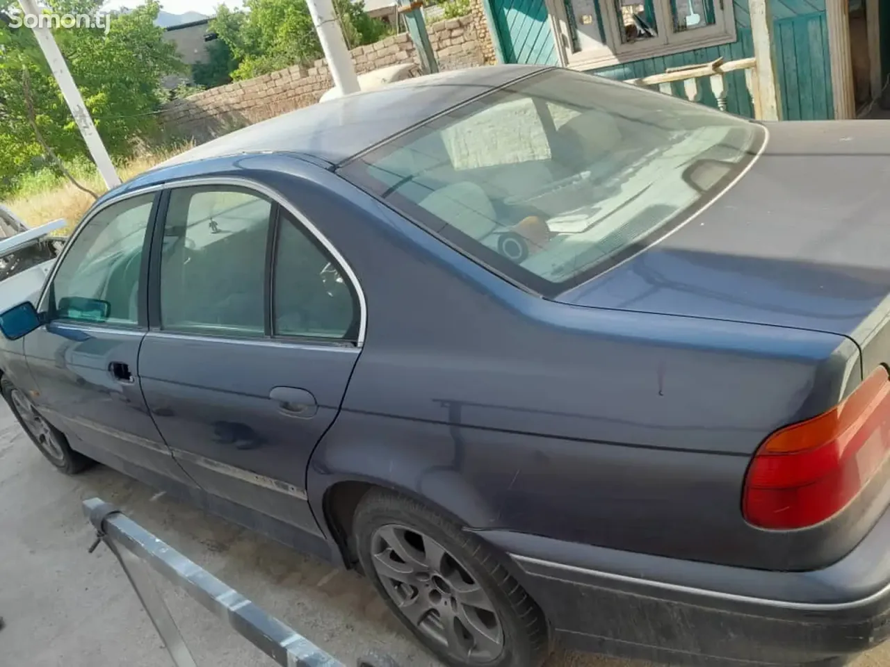 BMW 5 series 1998 · 2.5 AT