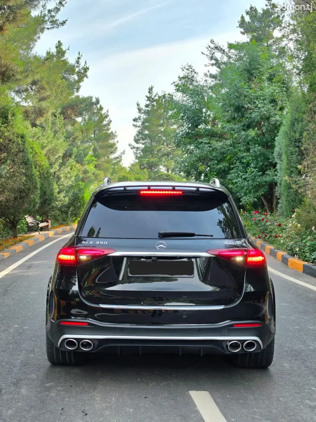 Mercedes-Benz GLE class 2024 · 3.5 AT