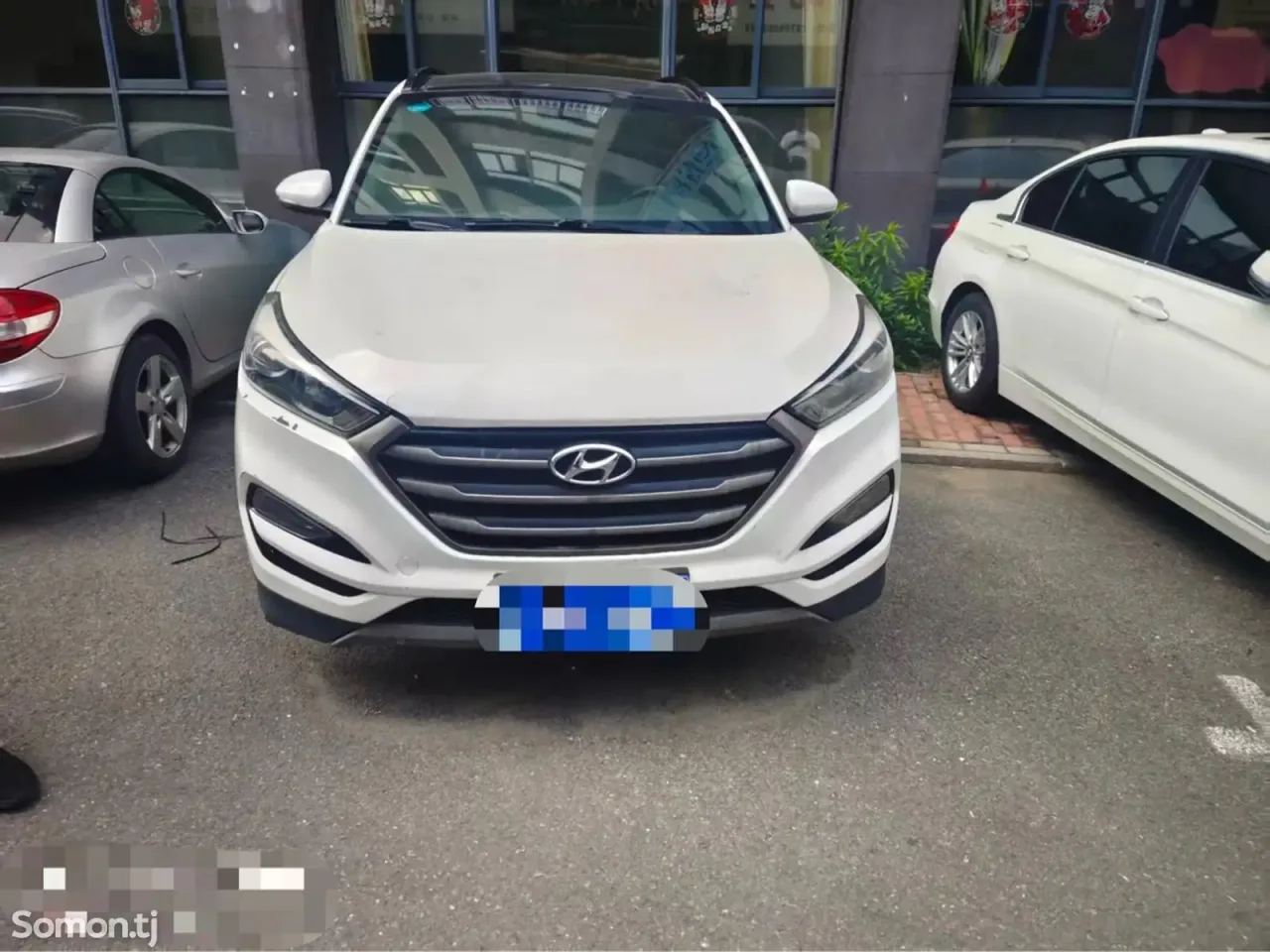 Hyundai Tucson 2015 · 1.6 AT