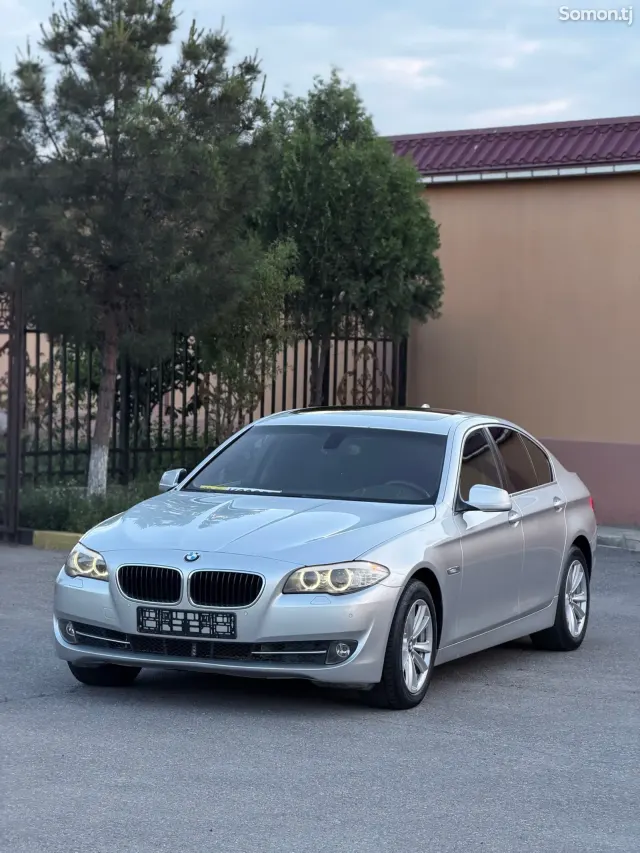 BMW 5 series 2012 · 2.0 AT