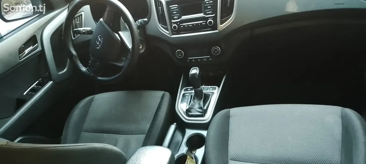 Hyundai Creta 2019 · 1.6 AT