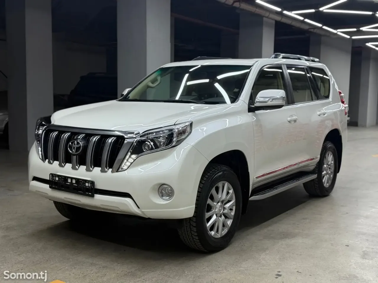 Toyota Land Cruiser Prado 2015 · 4.0 AT