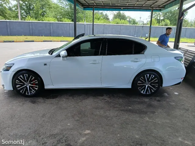 Lexus GS series 2013 · 3.5 AT