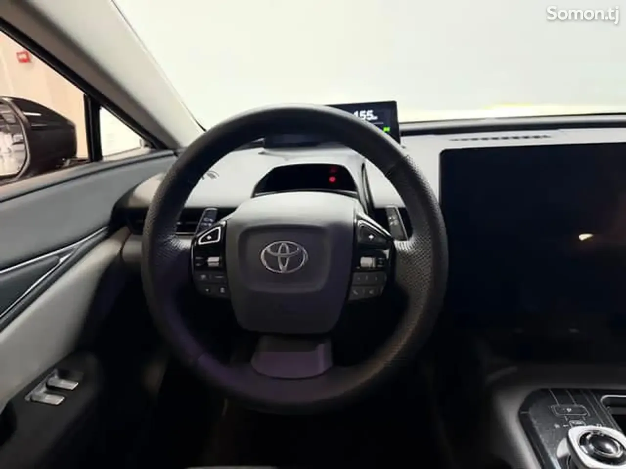 Toyota BZ5X 2025 · AT