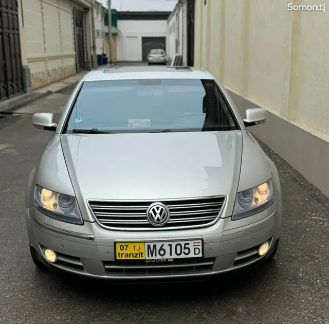 Volkswagen Phaeton 2003 · 3.2 AT