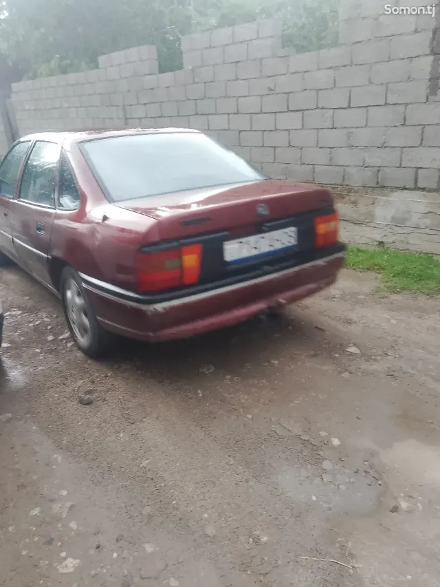 Opel Vectra A 1995 · 1.6 MT