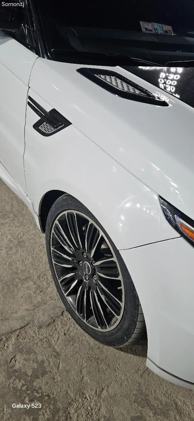 Land Rover Range Rover Sport 2015 · 3.0 AT