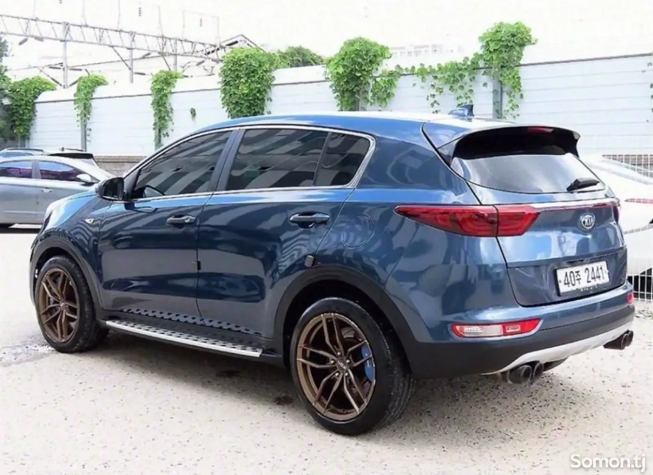 Kia Sportage 2015 · 2.0 MT