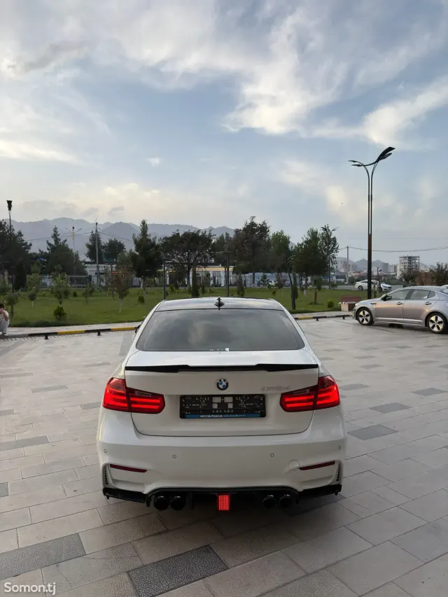 BMW 3 series 2014 · 2.0 AT