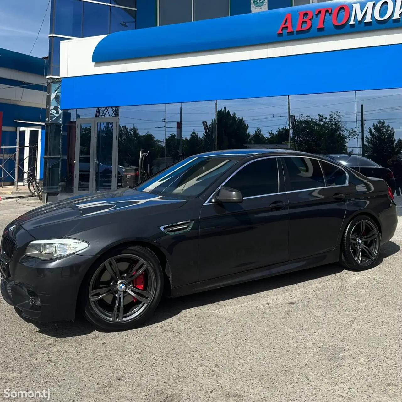 BMW 5 series 2012 · 2.0 AT