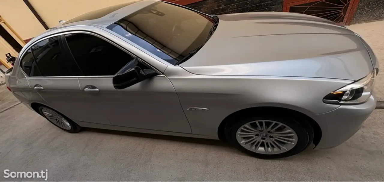 BMW 5 series 2014 · 2.0 AT