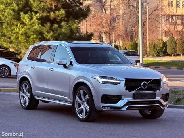 Volvo XC90 2020 · 2.5 AT