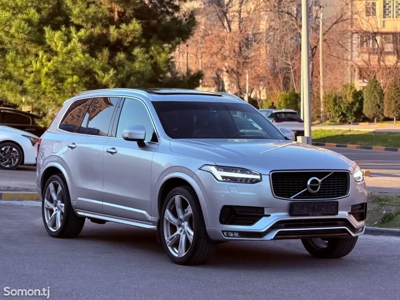 Volvo XC90 2020 · 2.5 AT