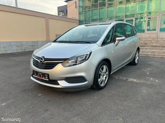 Opel Zafira 2017 · 2.0 AT
