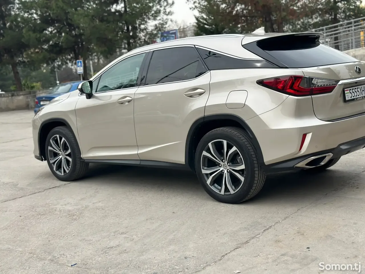 Lexus RX series 2016 · 3.5 AT
