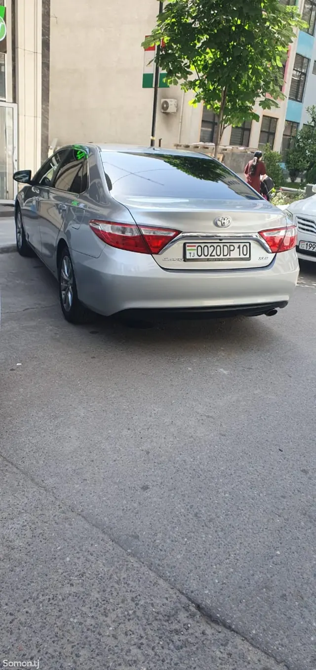 Toyota Camry 2016 · 2.5 AT