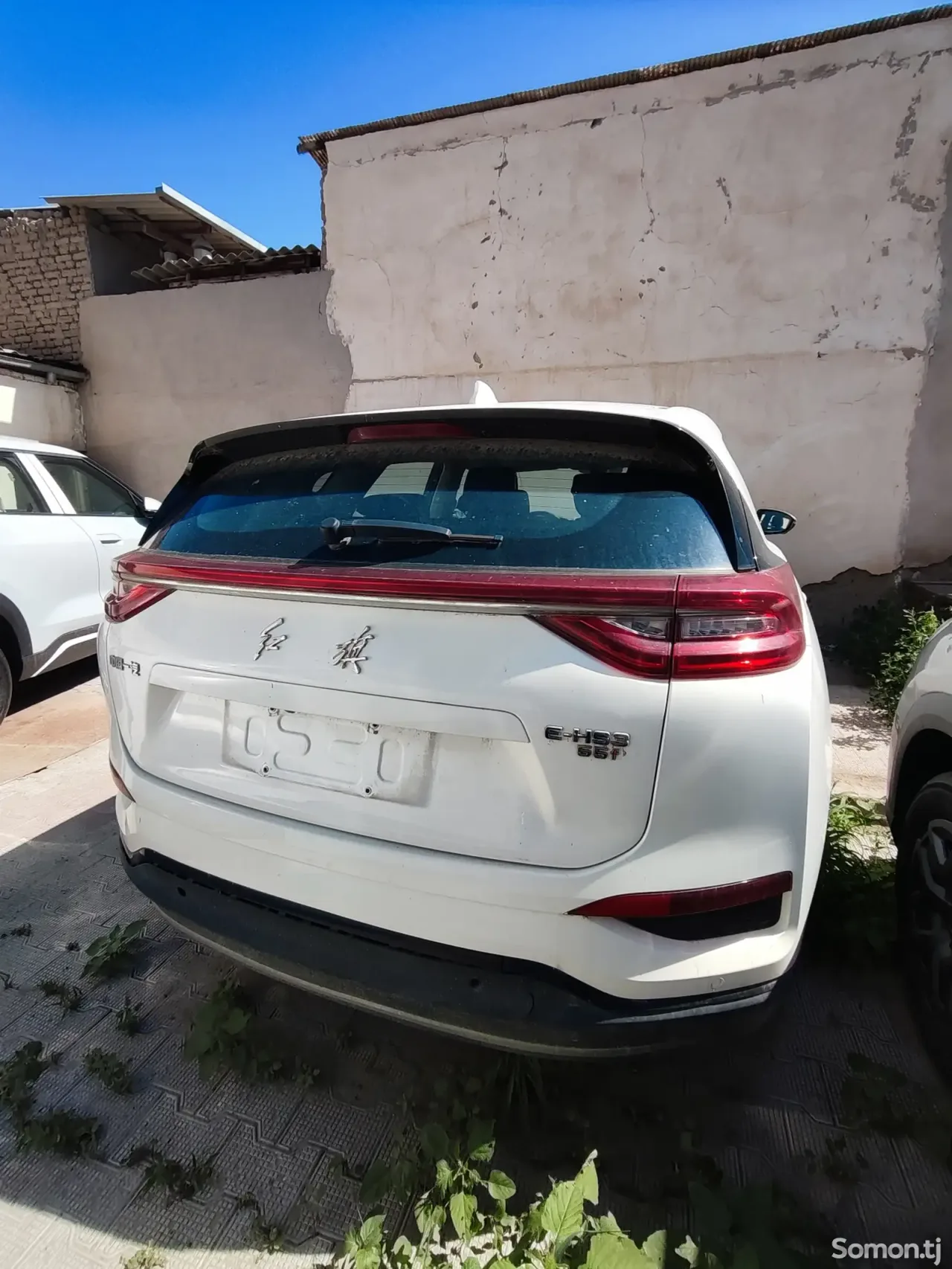Hongqi H5 2019 · AT